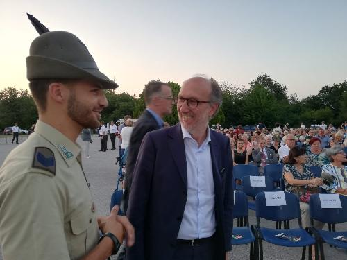 Il vicegovernatore Riccardo Riccardi in occasione del Concerto per la Pace nel Mondo, a Medea